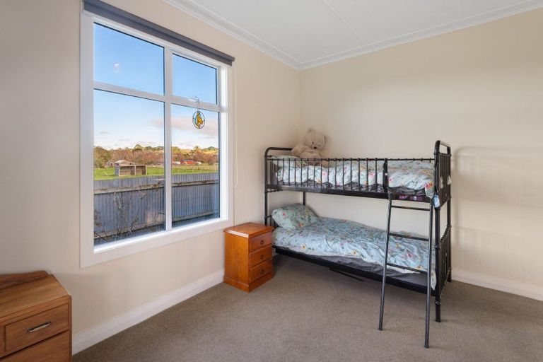 Photo of property in 73 London Street, Hampden, 9410