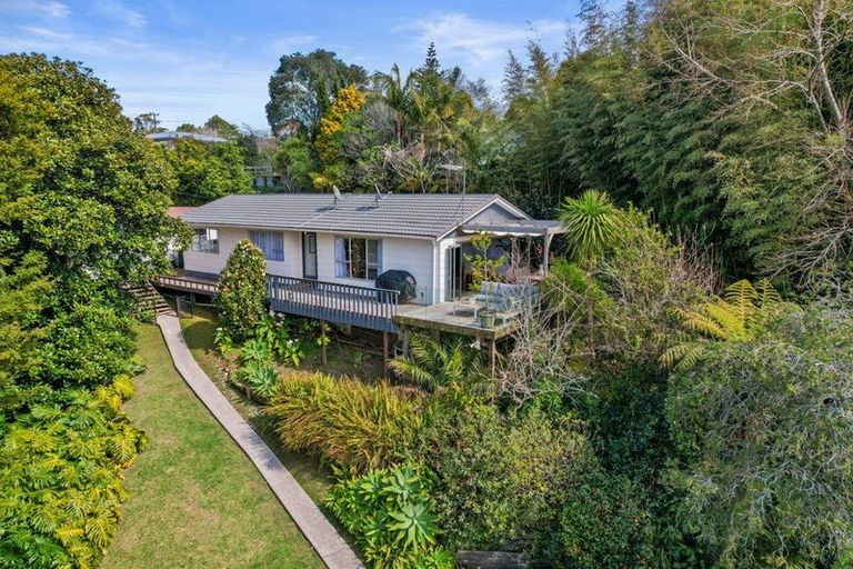 Photo of property in 17 Mcclintock Road, Massey, Auckland, 0614