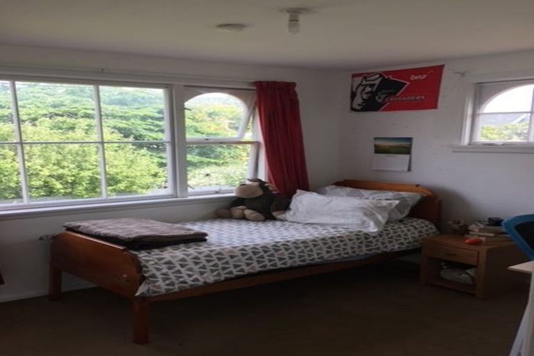 Photo of property in 12 Ladbrokes Place, Fendalton, Christchurch, 8052