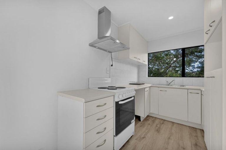 Photo of property in 3/38 Leo Street, Glen Eden, Auckland, 0602