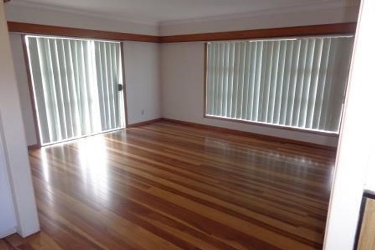 Photo of property in 129 Rathgar Road, Henderson, Auckland, 0610