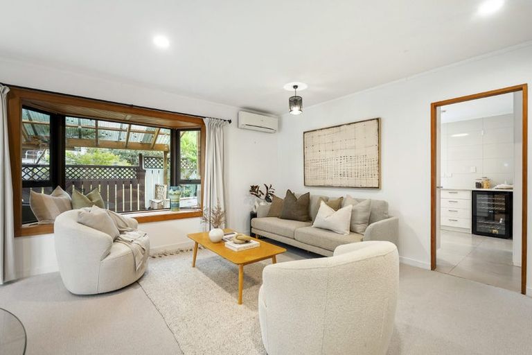 Photo of property in 1/233 Eskdale Road, Birkenhead, Auckland, 0626