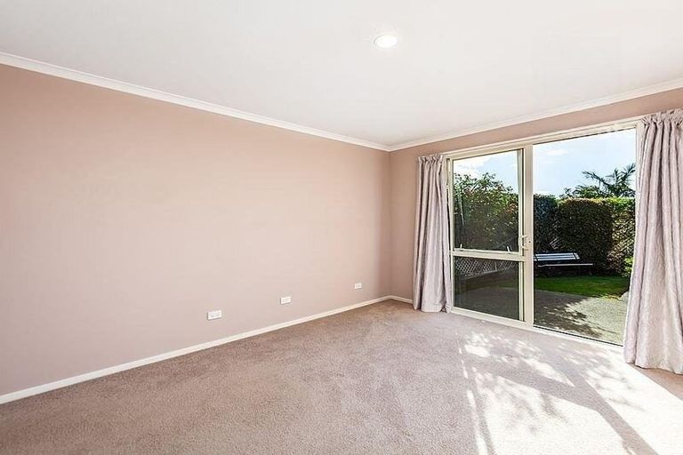 Photo of property in 42 Governor Grey Road, Snells Beach, 0920