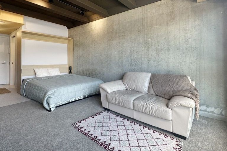 Photo of property in Vedado Apartments, 208/41u Hopper Street, Mount Cook, Wellington, 6011