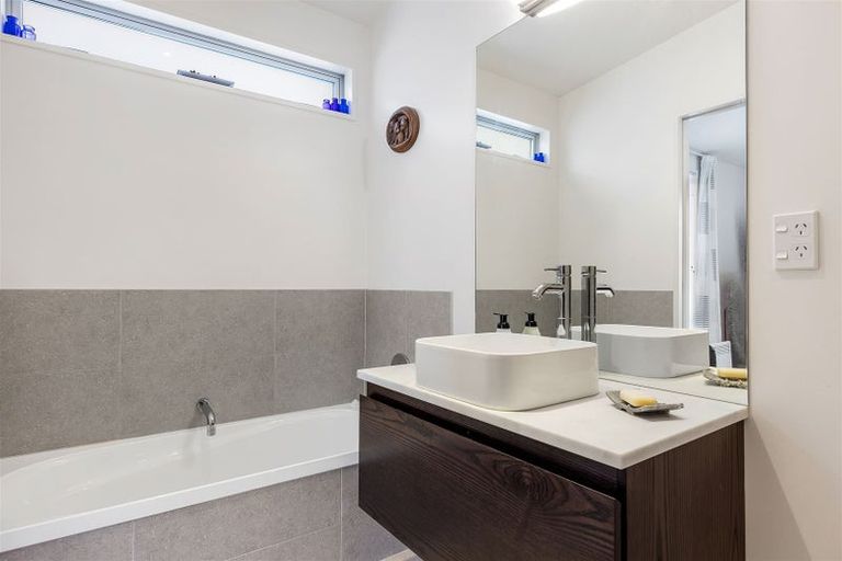 Photo of property in 8 Koromiko Street, Saint Martins, Christchurch, 8022