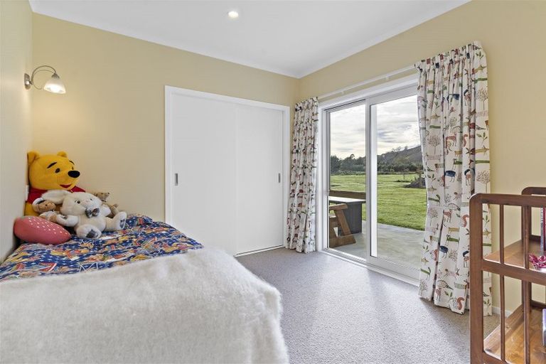 Photo of property in 672e Te Whiti Road, Te Whiti, Masterton, 5884