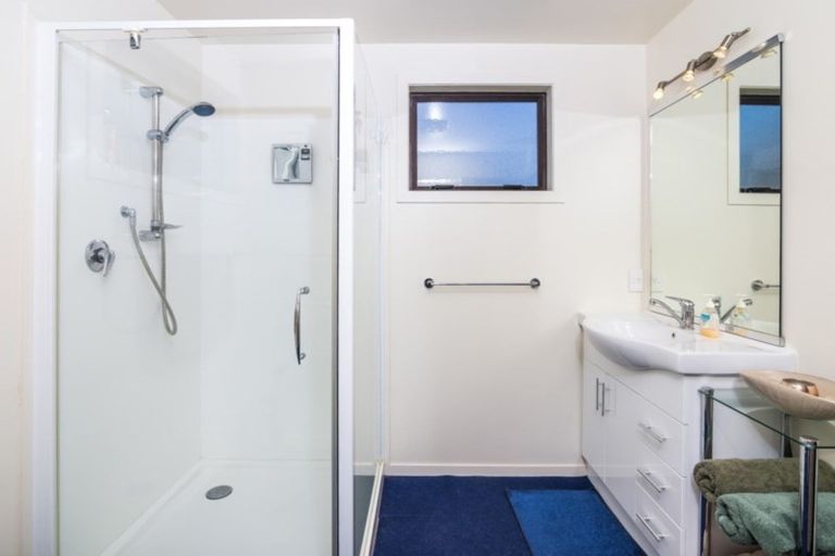 Photo of property in 76 Kinloch Road, Kinloch, Taupo, 3377