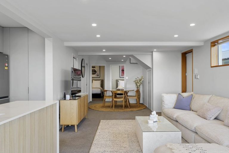 Photo of property in 1/45 Beachville Road, Redcliffs, Christchurch, 8081