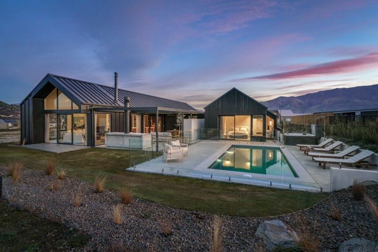 Photo of property in Northlake, 40 Riverslea Road, Wanaka, 9305