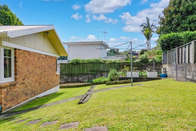 Photo of property in 25 Mokorua Parade, Whakatane, 3120