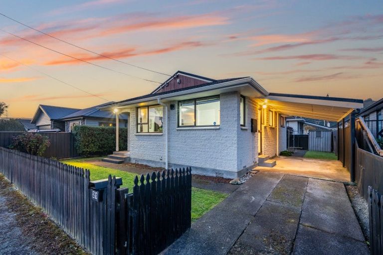 Photo of property in 21 Mcparland Street, Ebdentown, Upper Hutt, 5018