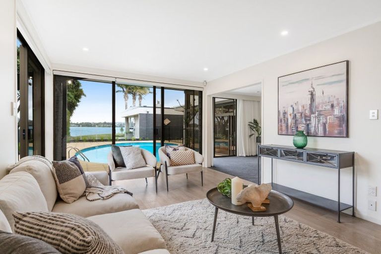 Photo of property in 1/16 Oleander, Farm Cove, Auckland, 2012
