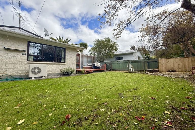 Photo of property in 122 California Drive, Totara Park, Upper Hutt, 5018