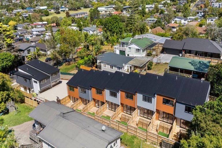 Photo of property in 6/11 Stottholm Road, Titirangi, Auckland, 0604