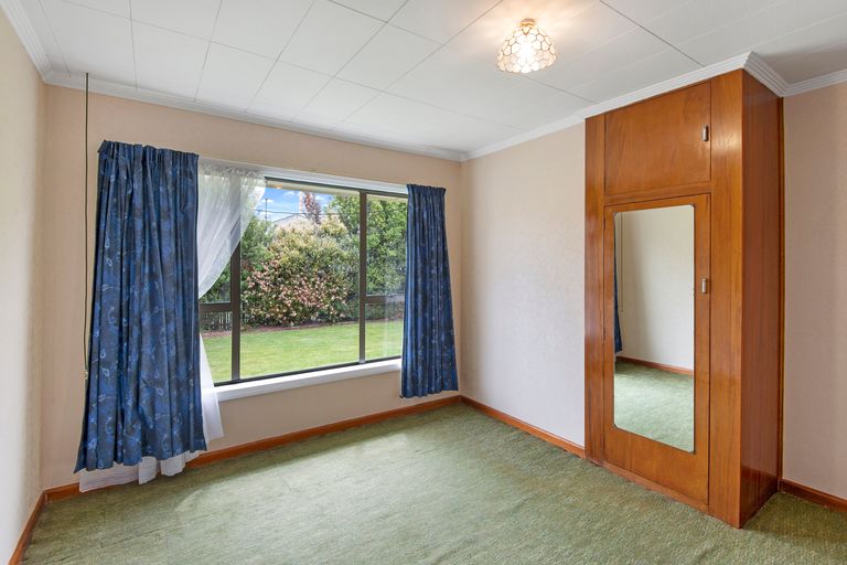 Photo of property in 39 Branston Street, Hornby, Christchurch, 8042