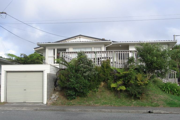 Photo of property in 39 Mark Avenue, Paparangi, Wellington, 6037