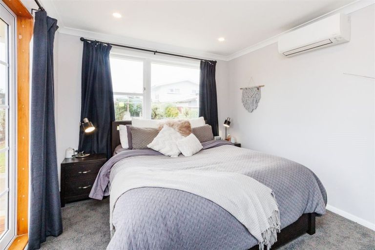 Photo of property in 27 Aspiring Avenue, Milson, Palmerston North, 4414