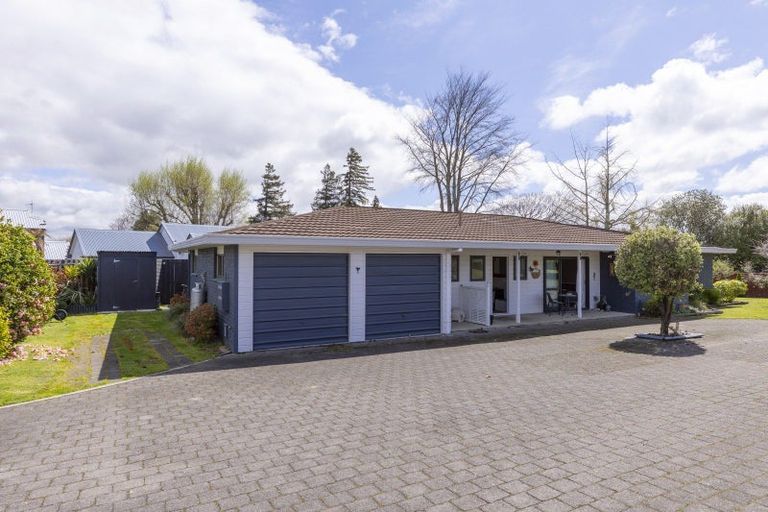 Photo of property in 1/7 Kathleen Place, Rainbow Point, Taupo, 3330