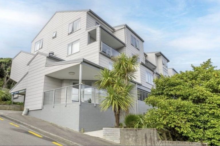 Photo of property in Grosvenor Cl, 20/6u Brown Street, Mount Cook, Wellington, 6021