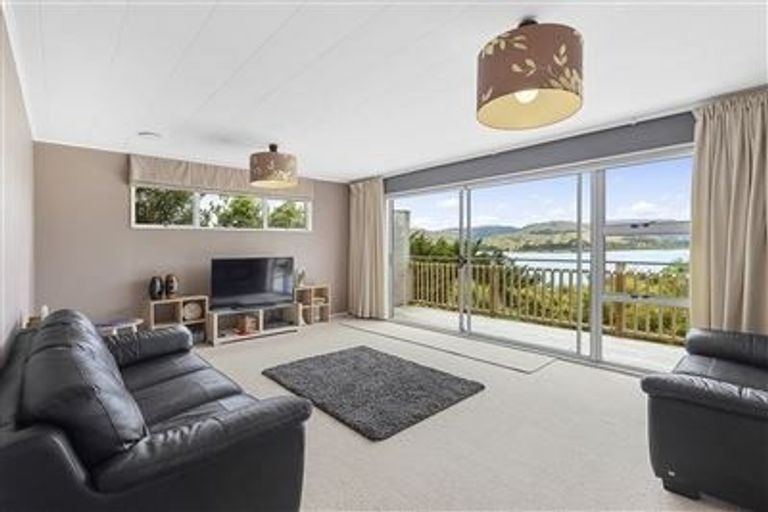 Photo of property in 31 Spinnaker Drive, Whitby, Porirua, 5024