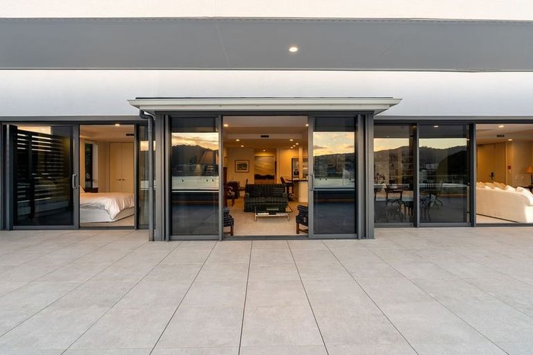 Photo of property in 4/308 Oriental Parade, Oriental Bay, Wellington, 6011