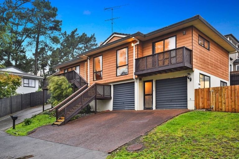Photo of property in 7a Ramonda Close, Bayview, Auckland, 0629
