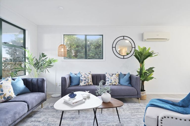Photo of property in 52a Metcalfe Road, Ranui, Auckland, 0612