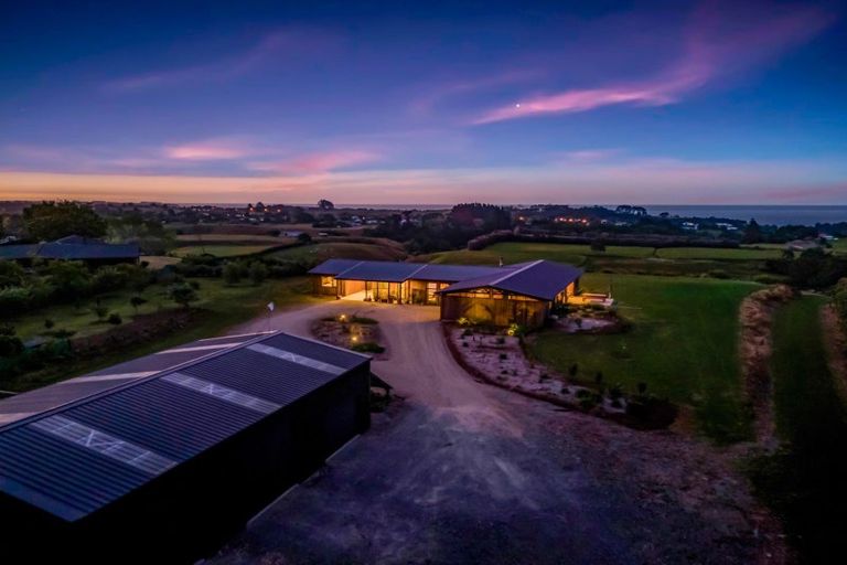 Photo of property in 27 Wilson Road, Urenui, 4375