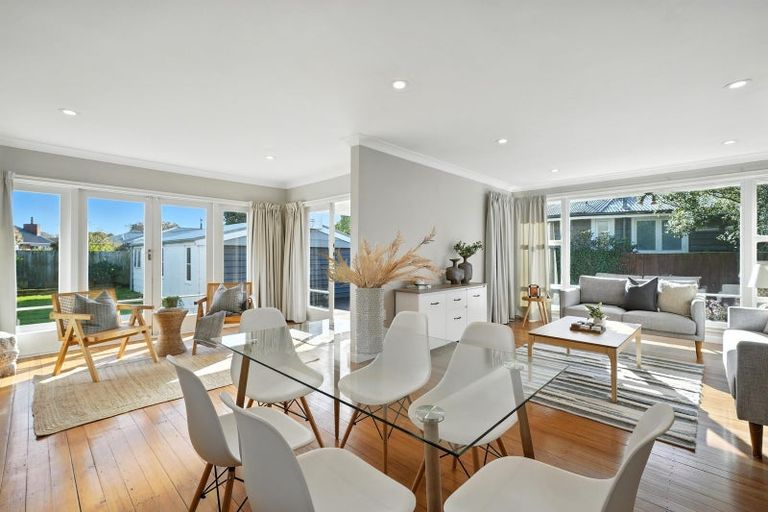 Photo of property in 215 Greers Road, Bryndwr, Christchurch, 8053