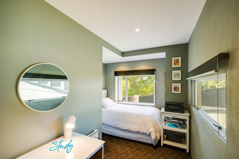 Photo of property in 14a George Street, Hospital Hill, Napier, 4110