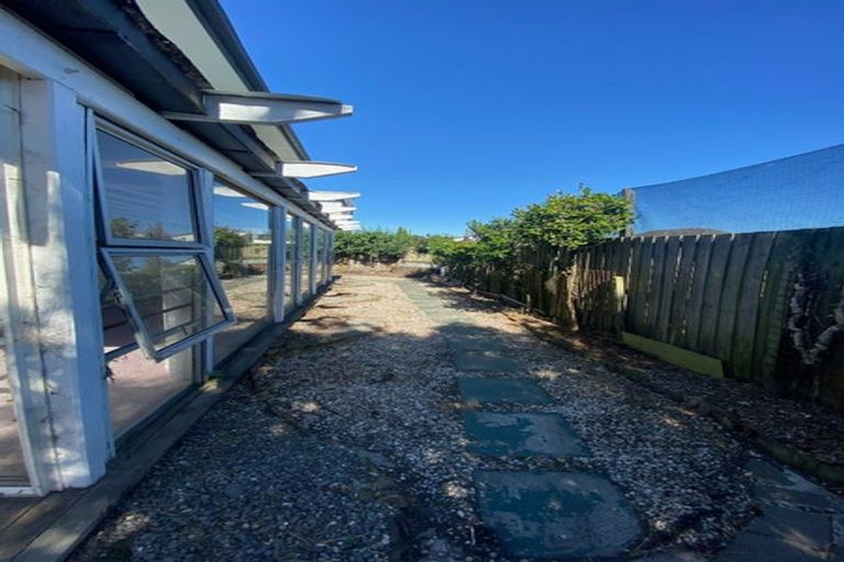 Photo of property in 4a Roche Avenue, Upper Riccarton, Christchurch, 8041