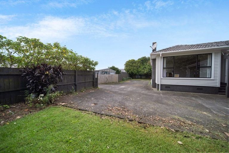 Photo of property in 24 Lyncroft Street, Mangere East, Auckland, 2024