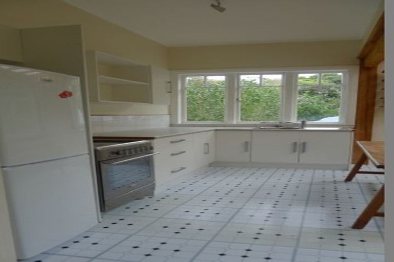 Photo of property in 85 Todman Street, Brooklyn, Wellington, 6021