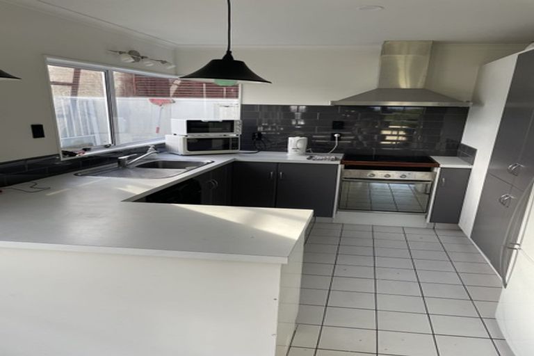 Photo of property in 7 Meander Drive, Welcome Bay, Tauranga, 3112