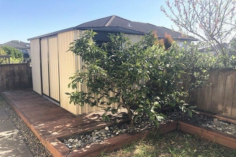 Photo of property in 4 Drumston Place, Flat Bush, Auckland, 2019