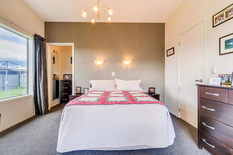 Photo of property in 31 Rhoboro Road, Twizel, 7901