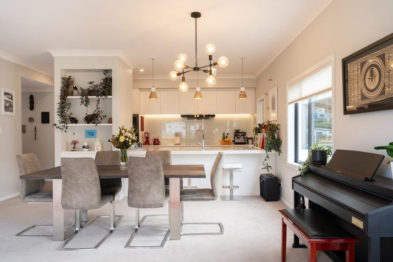 Photo of property in 16 Rochdale Drive, Churton Park, Wellington, 6037