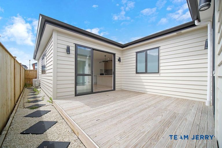 Photo of property in 30 Dungloe Avenue, Flat Bush, Auckland, 2019