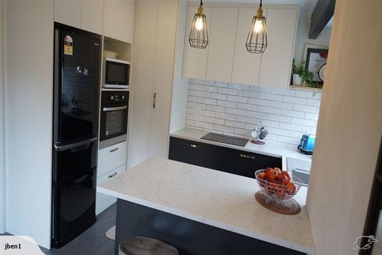 Photo of property in 2/21 Harper Street, Papakura, 2110