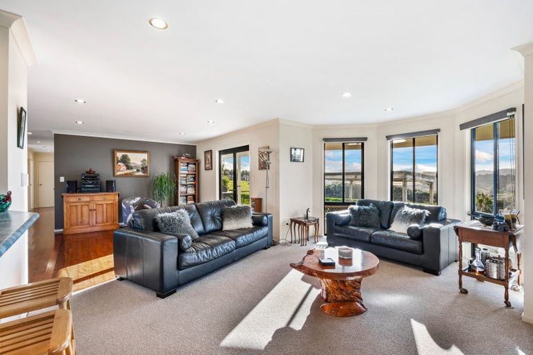 Photo of property in 818 Horseshoe Bush Road, Waitoki, Kaukapakapa, 0871