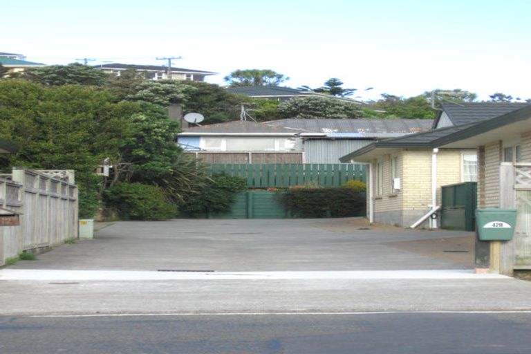 Photo of property in 42a Horokiwi Road West, Newlands, Wellington, 6037