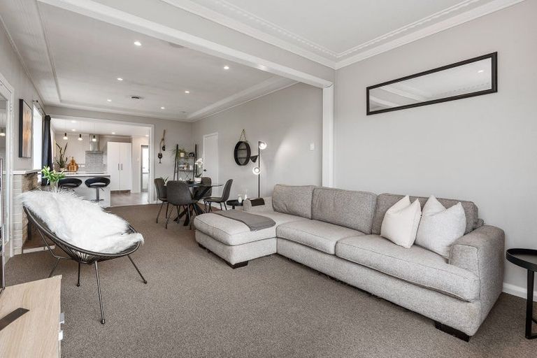 Photo of property in 8 Weir Street, Green Island, Dunedin, 9018