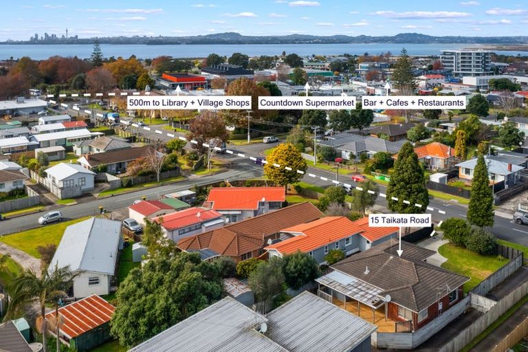 Photo of property in 15 Taikata Road, Te Atatu Peninsula, Auckland, 0610