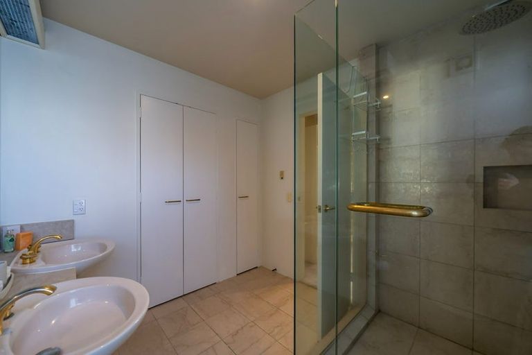 Photo of property in 4/154 Oriental Parade, Oriental Bay, Wellington, 6011