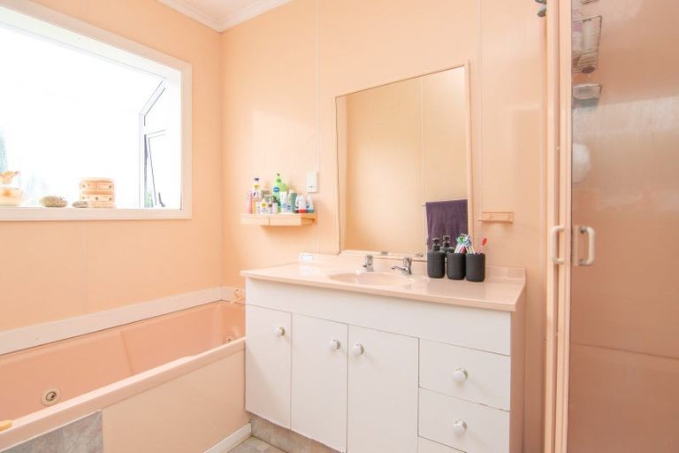 Photo of property in 30 Ronberg Street, Highbury, Palmerston North, 4412