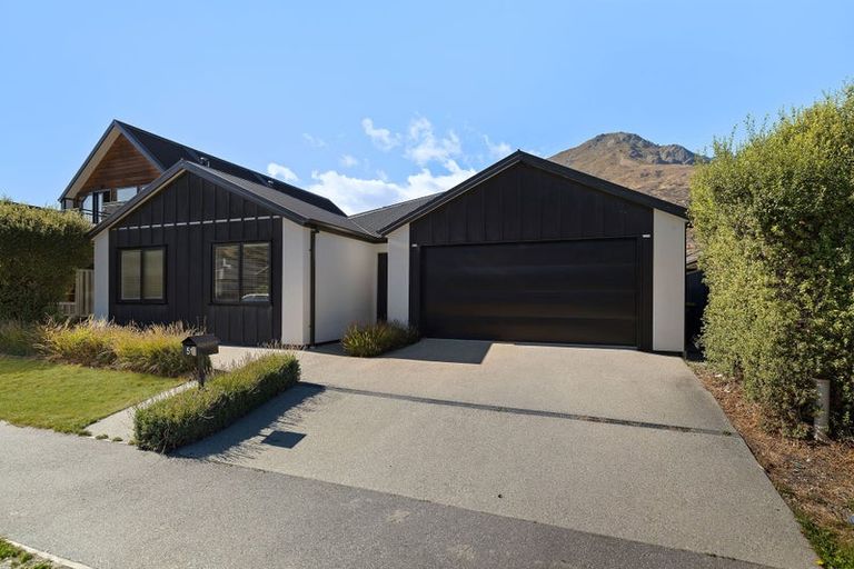 Photo of property in 51a&b Peterley Road, Lower Shotover, Queenstown, 9304