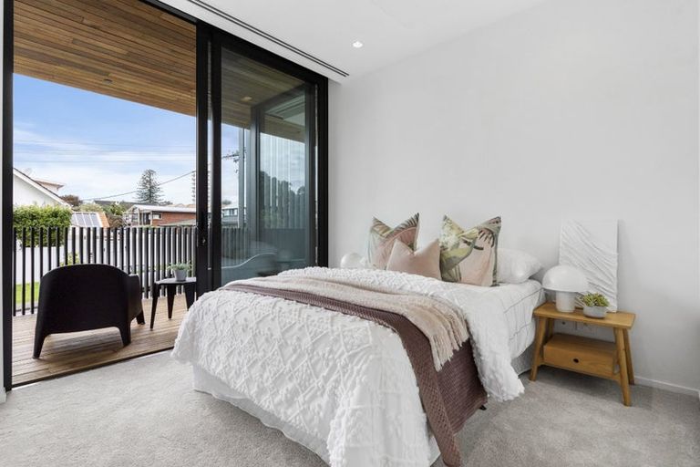 Photo of property in 204/110 Kitchener Road, Milford, Auckland, 0620