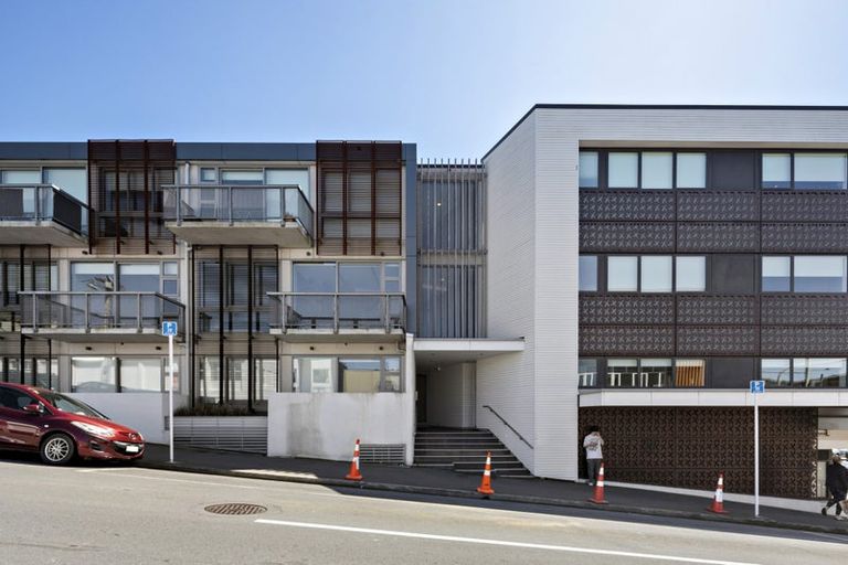 Photo of property in Masina Apartments, 201/80u Riddiford Street, Newtown, Wellington, 6021