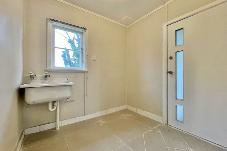 Photo of property in 22 Esk Crescent, Tokoroa, 3420