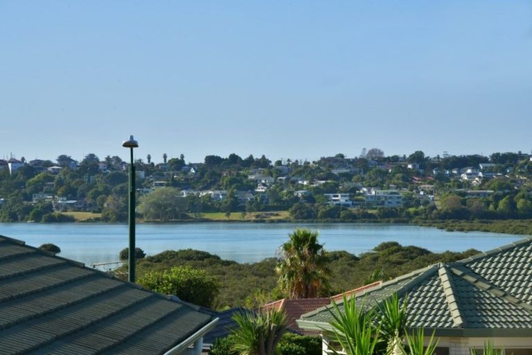 Photo of property in 36 Kath Hopper Drive, Orewa, 0931